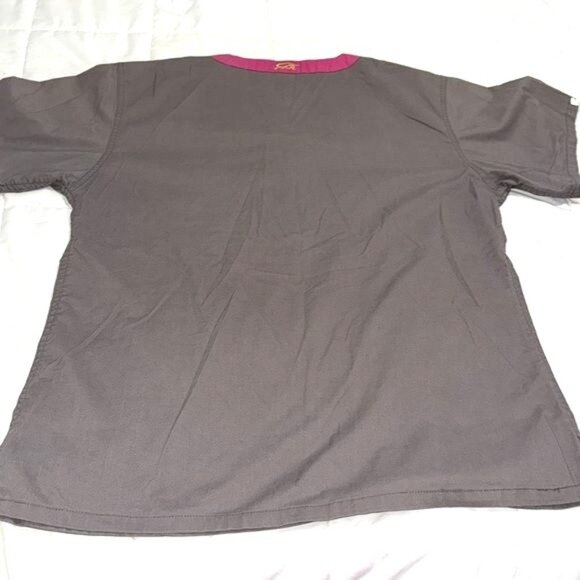 Iguana Med Gray V-Neck Scrub Top L/G - Picture 6 of 7